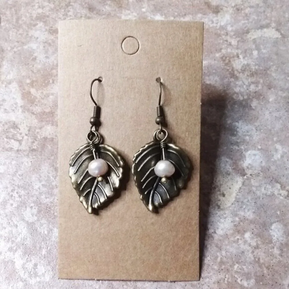 hand-crafted-jewelry-ultra-feminine-genuine-freshwater-pearls